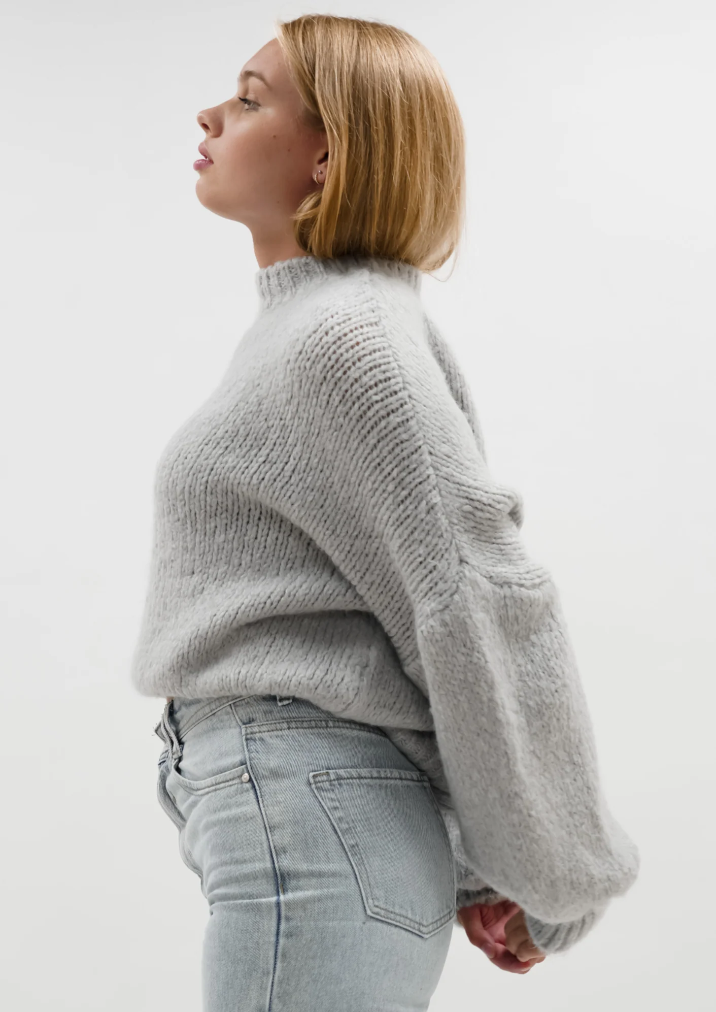 Knitted sweater light grey (tall) - Image 7