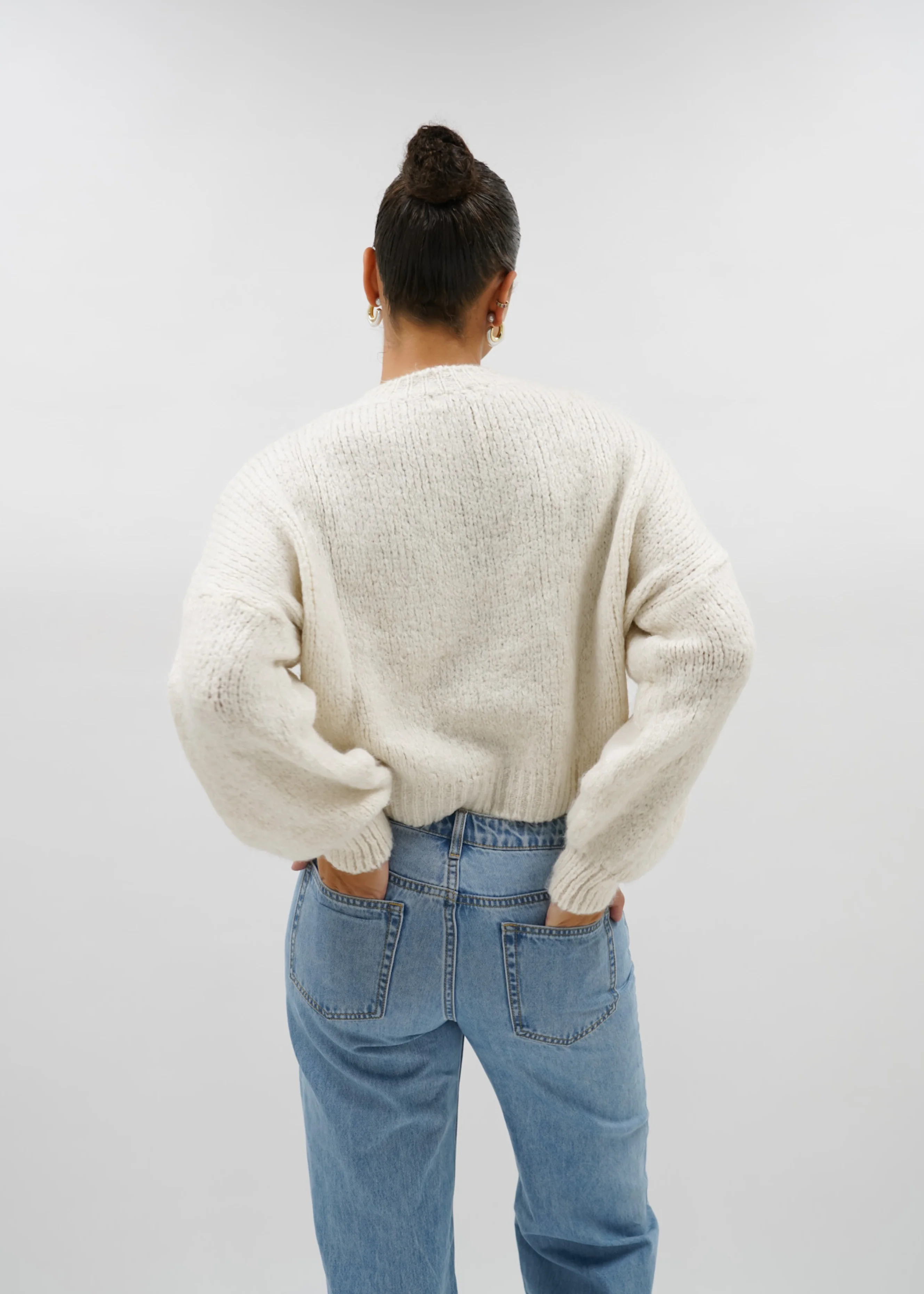 Knitted sweater crème (tall) - Image 13