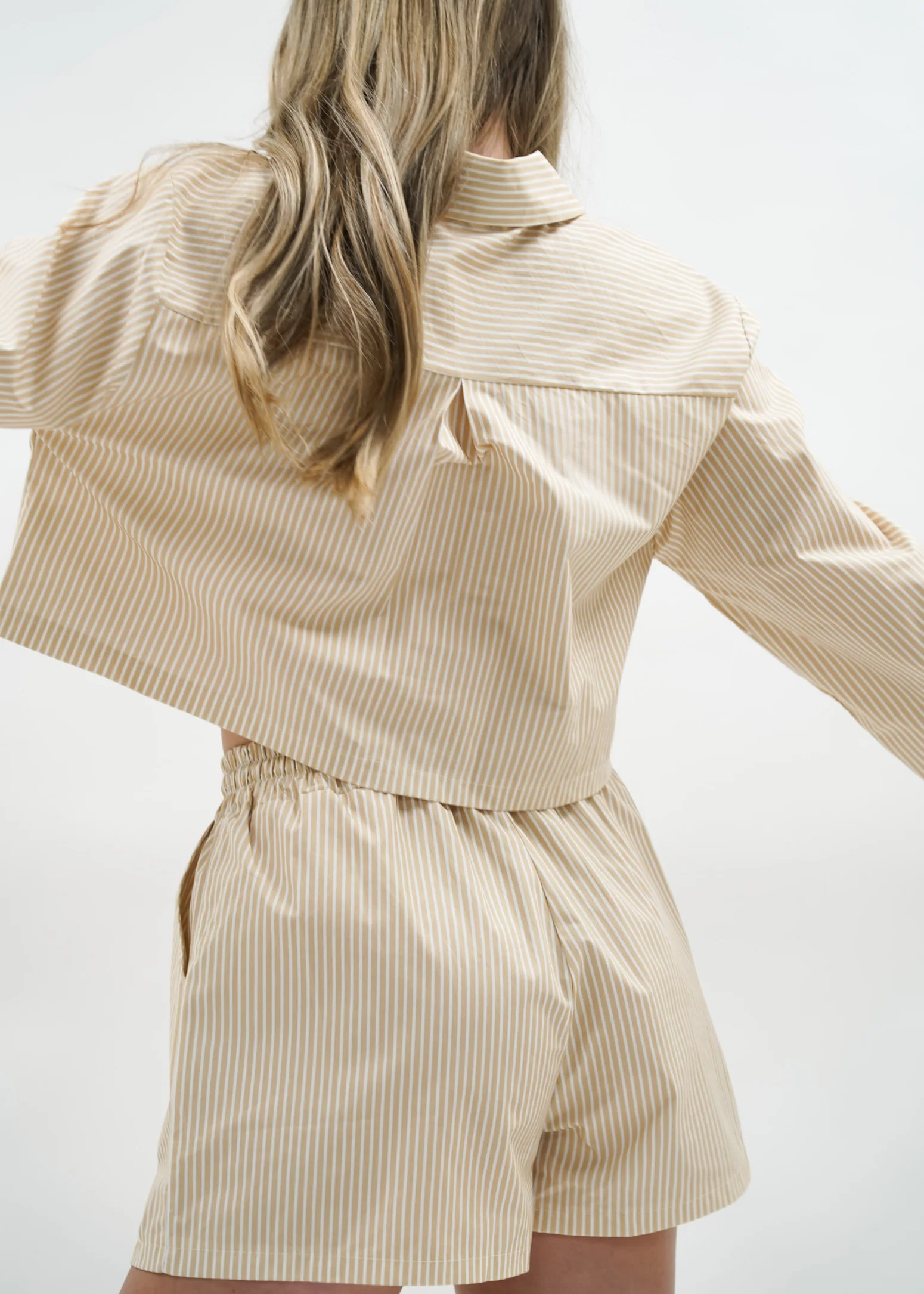 Cotton shorts striped beige/white - Image 9