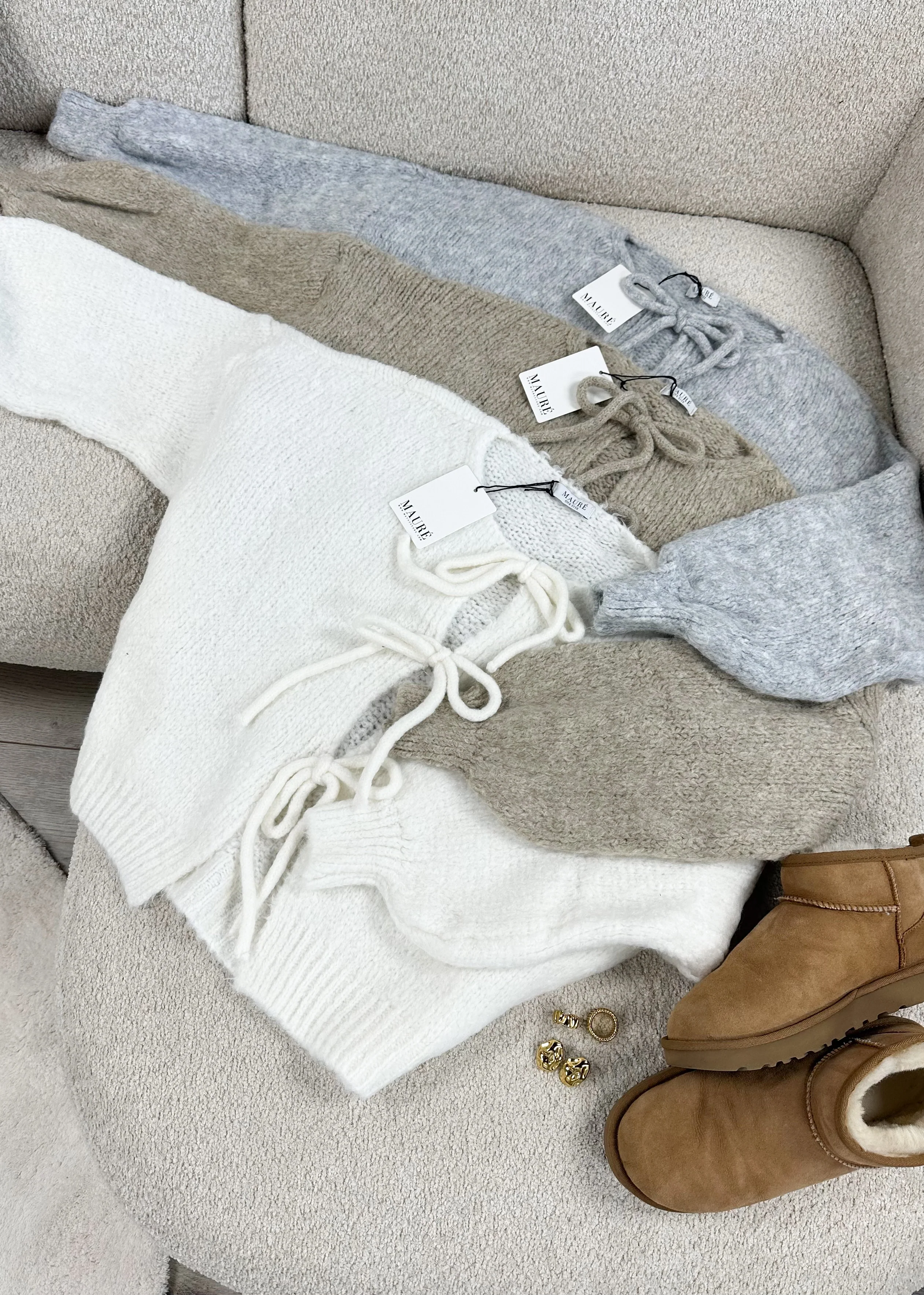 Knitted bow sweater beige (tall) - Image 8