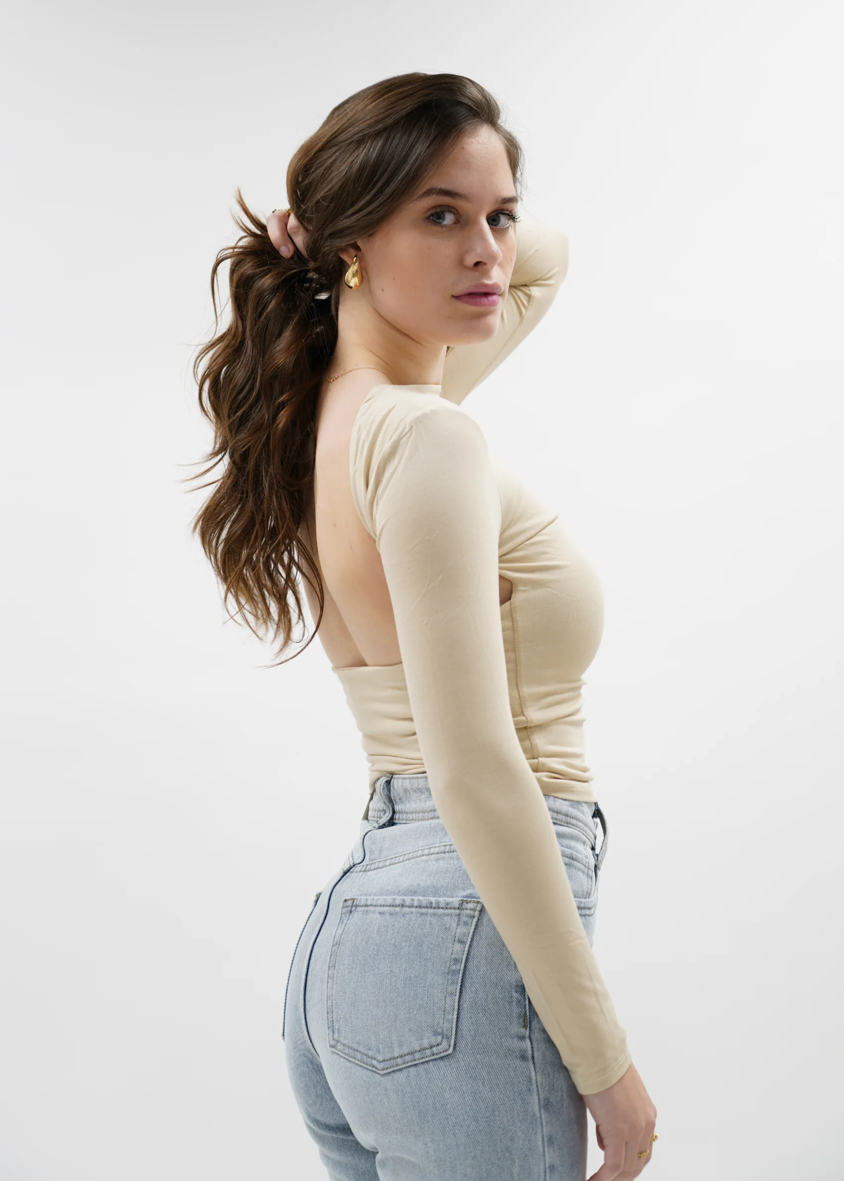 Long sleeve backless top beige - Image 5