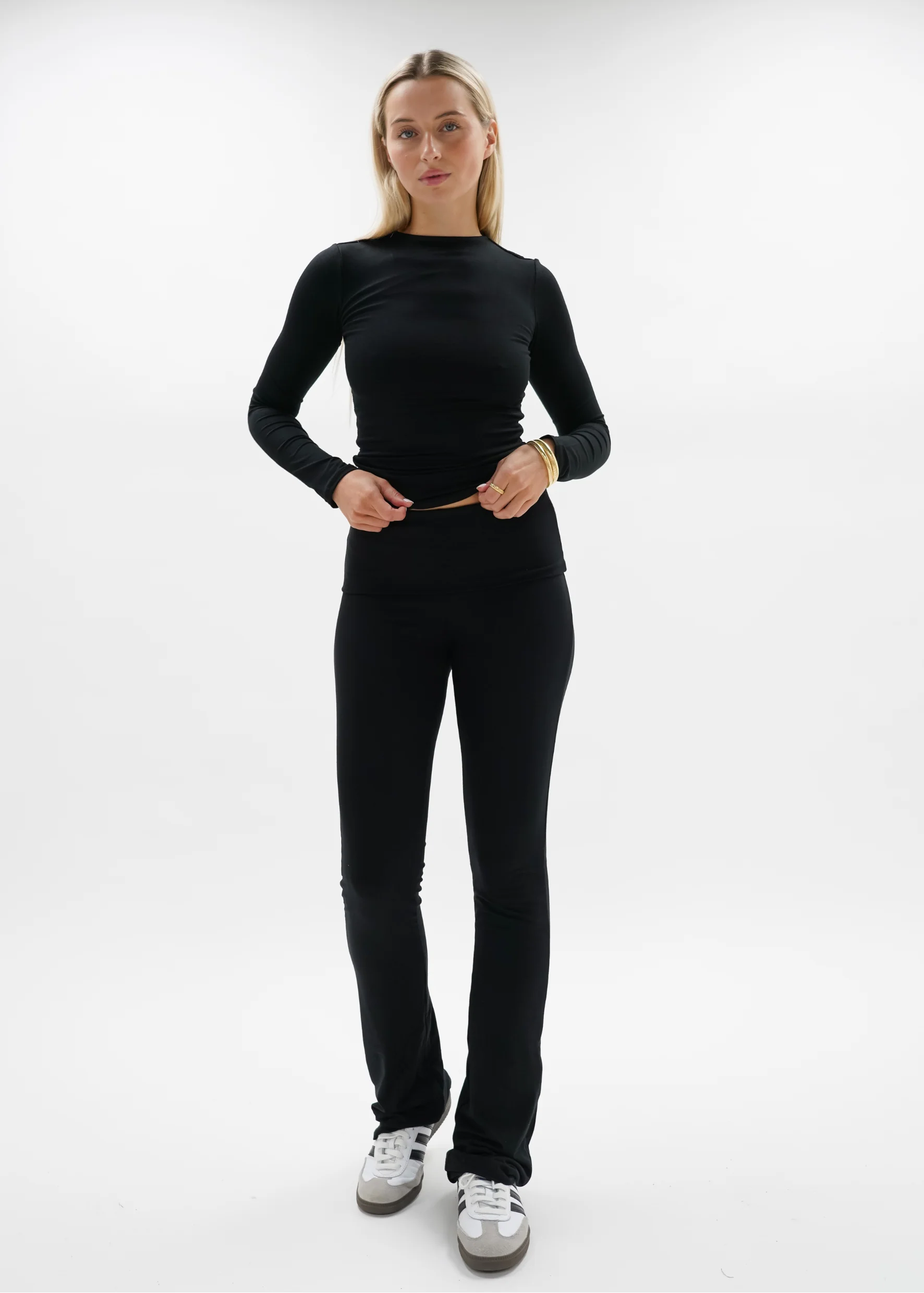 Fold-over flared pants black (tall) - Image 16