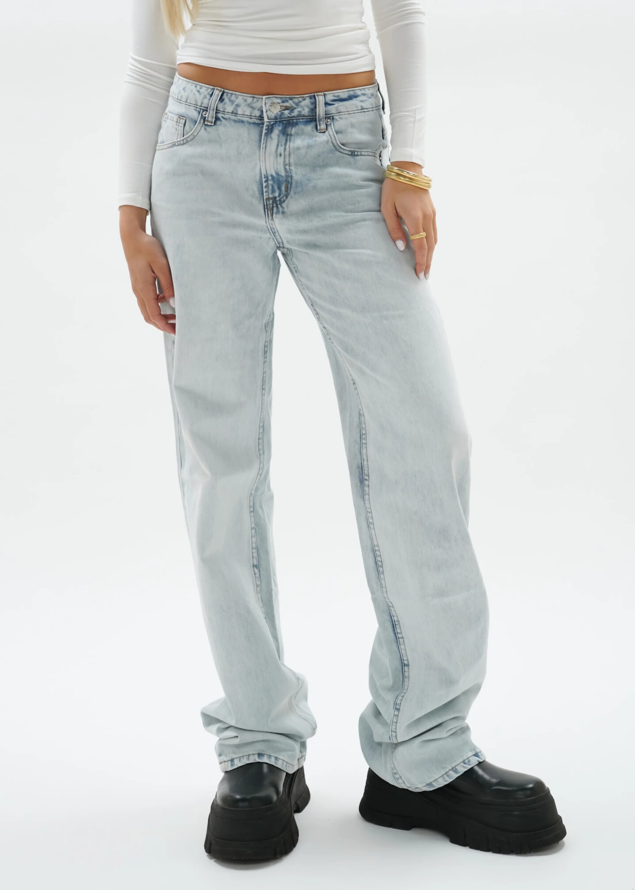 Low waist jeans light washed blue (tall) - Image 14